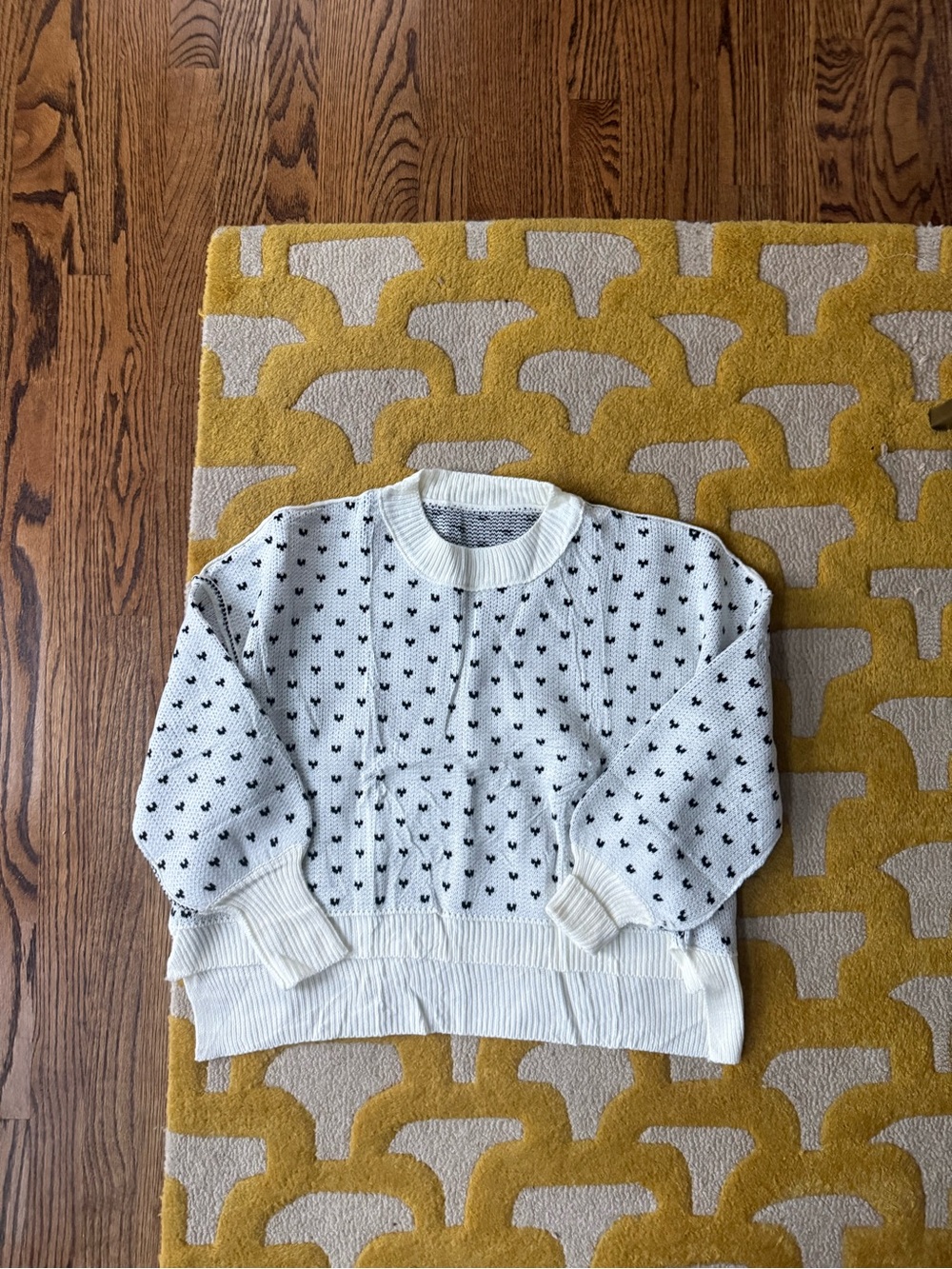 Amazon Cream Knit Sweater Vest with Small Black Heart Pattern